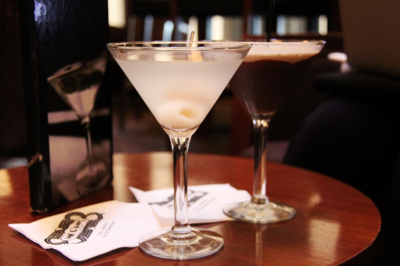 brasserie-REVEST LES ROCHES-min_martini_bar_lychee_chocolate_alcohol_liquor_happy_hour_happy-910161